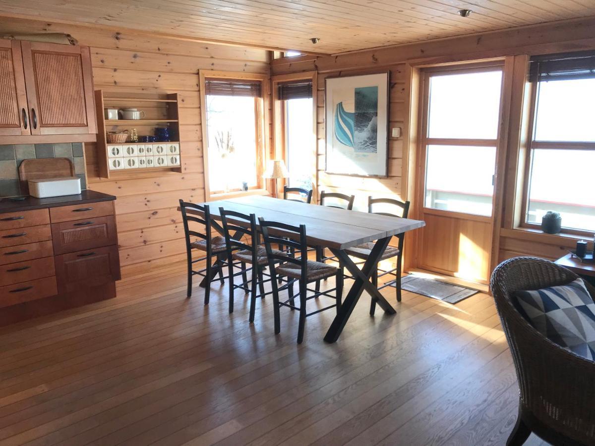 Seaside 3-Bedroom House Svelgen Exterior photo